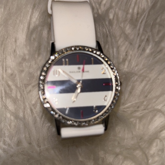 SAILOR JANE • Flirty , simple Watch w/white Band and bit o bling!  Like New - Picture 4 of 9